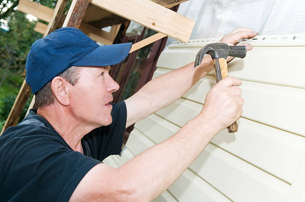 Siding for Multi-Family Homes in Iola, WI